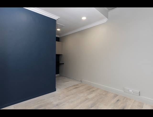 125M² OFFICE TO LET IN SOMERSET WEST MALL TRIANGLE